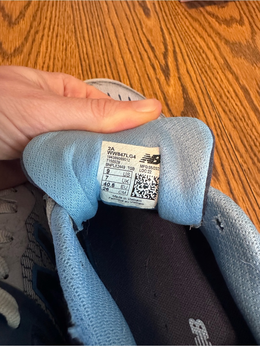 Women’s New Balance 847v4 Walking Shoes / 9 - Picture 6 of 7